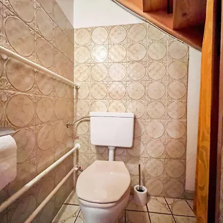 By Interhome Ferienhaus *